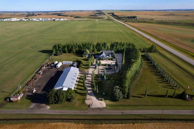 31542 Hwy 2a, Rural Mountain View County