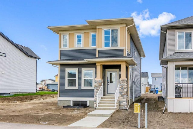 231 Vista Road, Crossfield