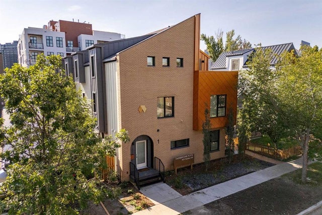 2, 923 1 Avenue Nw, Calgary