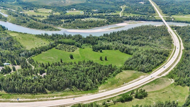 105 Meadow Drive, Rural Clearwater County