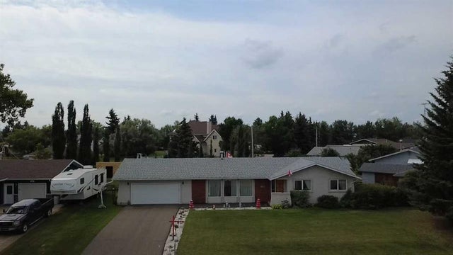 4913 Parkview Crescent, Castor