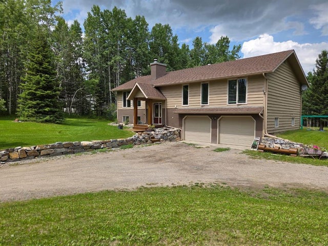 24 Mountain View Park, Bragg Creek