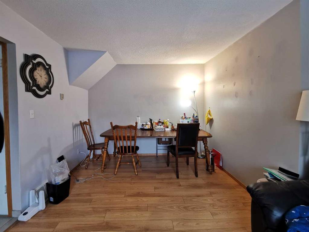 97, 4936 Dalton Drive Northwest, Calgary – Residential Row/Townhouse Listing Photo 2