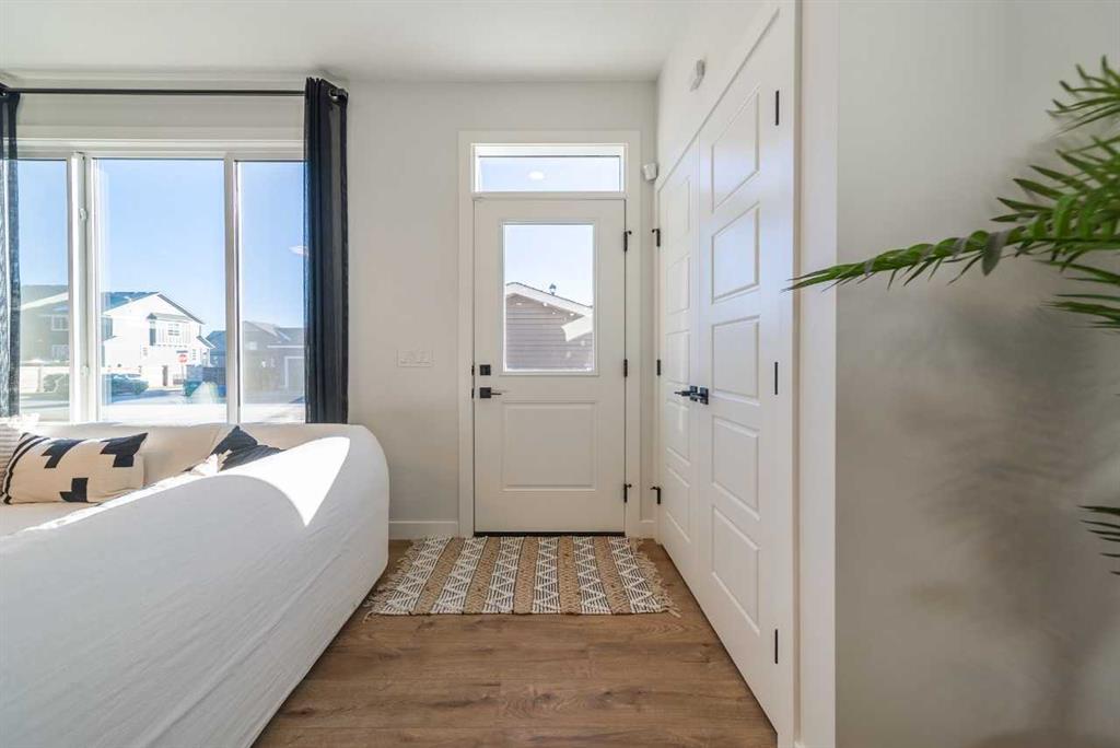 503 Lawthorn Way Se Airdrie Alberta T4A3N9 Lanark Home For Sale