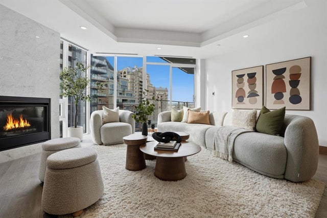 907, 738 1 Avenue Sw, Calgary