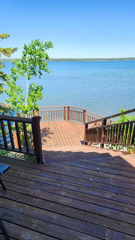157 Grand Avenue, Norglenwold