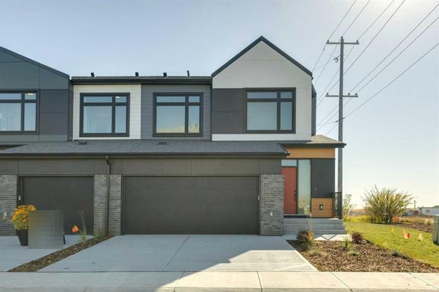 8523 21 Avenue Se, Calgary