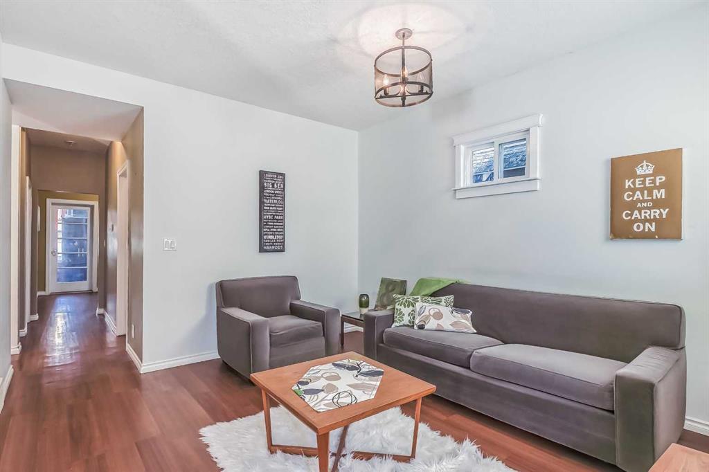 1638 15 Avenue Southwest, Calgary – Residential Detached Listing Photo 2