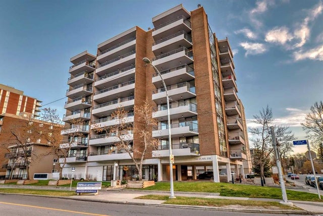 Residential Home for Sale in Calgary, Alberta