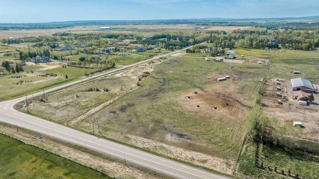 243201 Range Road 33, Rural Rocky View County