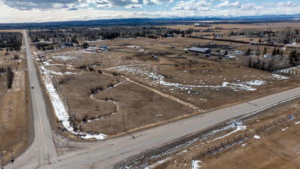 243201 Range Road 33, Rural Rocky View County – Residential Detached Listing Photo 10