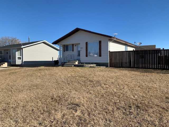 5002 53 Avenue, Kitscoty