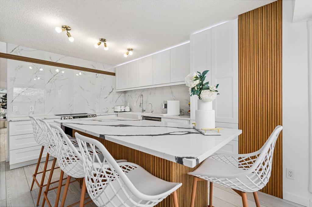 36 Woodford Place Sw, Calgary