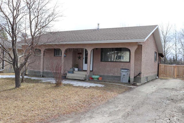 5707 9 Avenue, Edson
