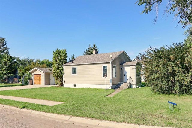 6001 51 Avenue, Stettler