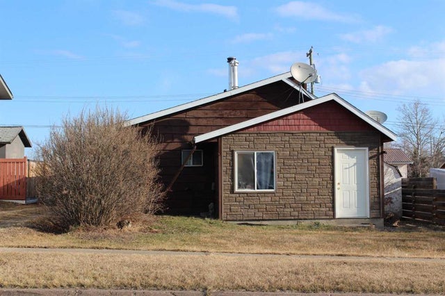 316 5th Avenue Ne, Manning