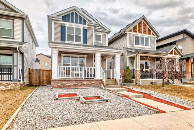 60 Copperpond Park Se, Calgary