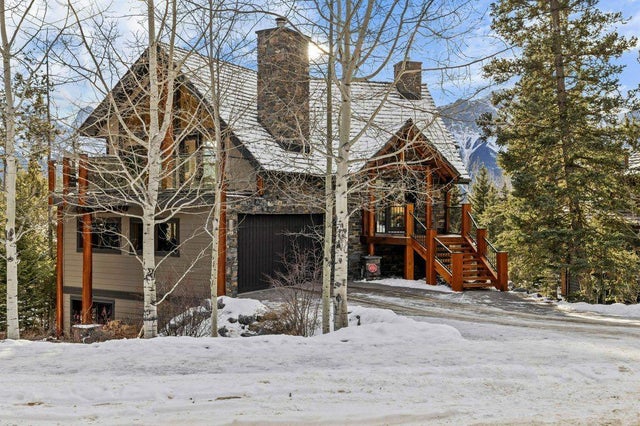 521 Silvertip Road, Canmore