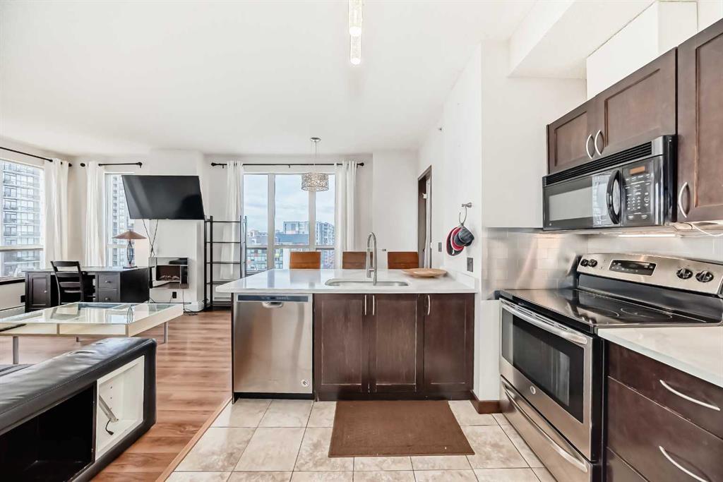 915, 1053 10 Street Southwest, Calgary – Residential Apartment Listing Photo 3