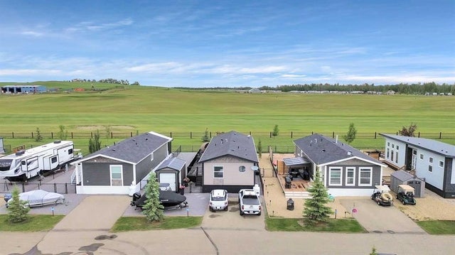 143, 41019 Range Road 11, Rural Lacombe County