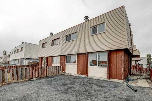 1, 519 64 Street Ne, Calgary