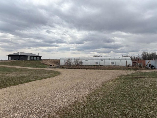 34062 Hwy 13, Provost