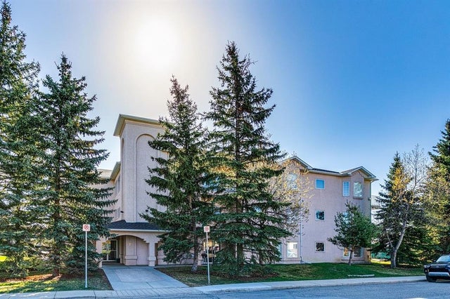 Okotoks Residential Home for Sale 