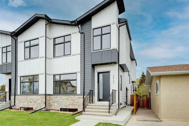4615 82 Street Nw, Calgary