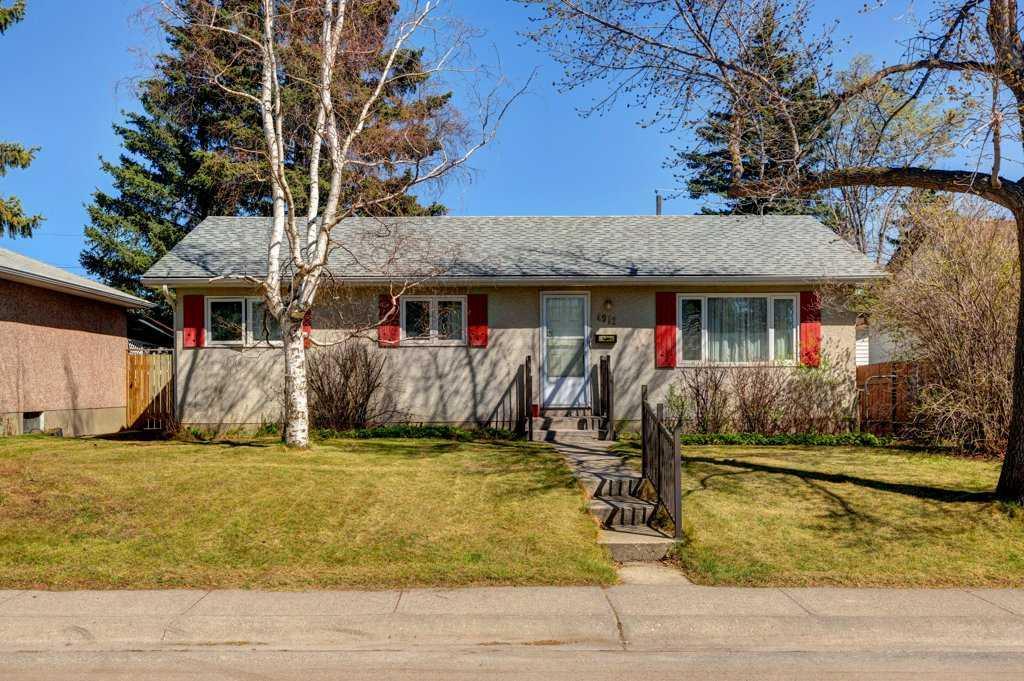4912 43 Street Sw, Calgary