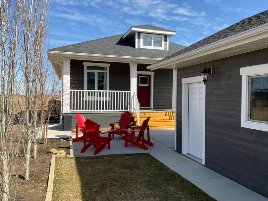 54 White Pelican Way, Rural Vulcan County