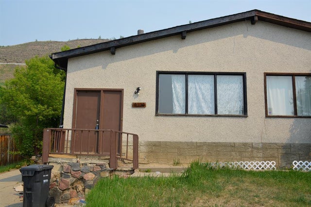 10333 110 Avenue, Peace River