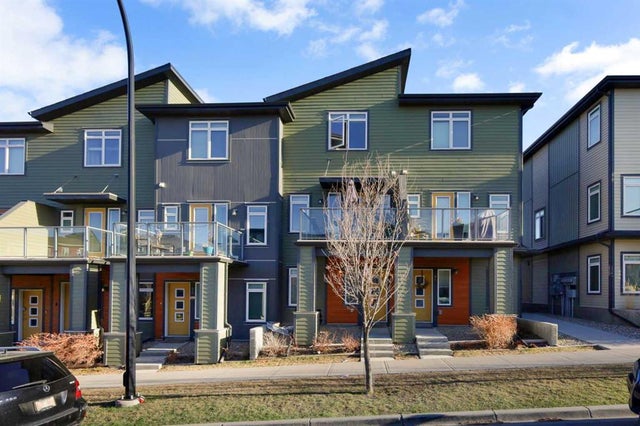 39 Sage Bluff Gate Nw, Calgary
