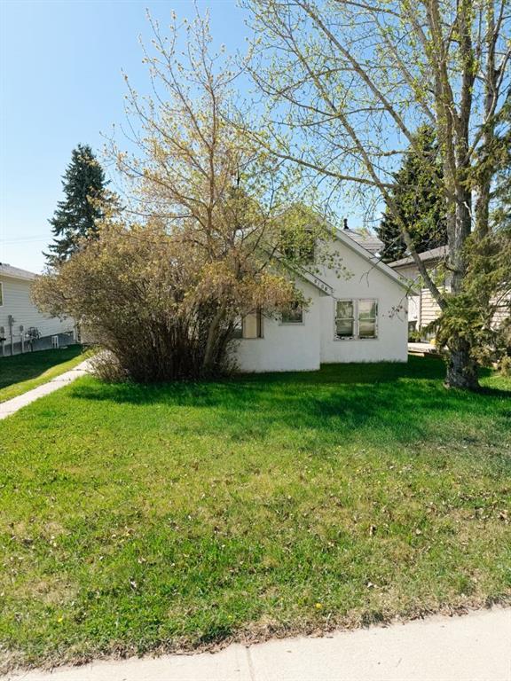 5108 51 Street, Rocky Mountain House
