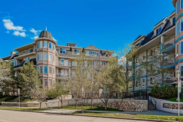 Photo for MLS®# A2220003 - home for sale at 101, 2422 Erlton Street Southwest, Erlton, Calgary Alberta
