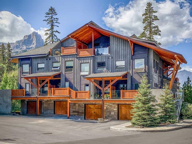 601, 3000j Stewart Creek Drive, Canmore