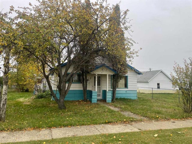 10829 107 Ave., Fairview