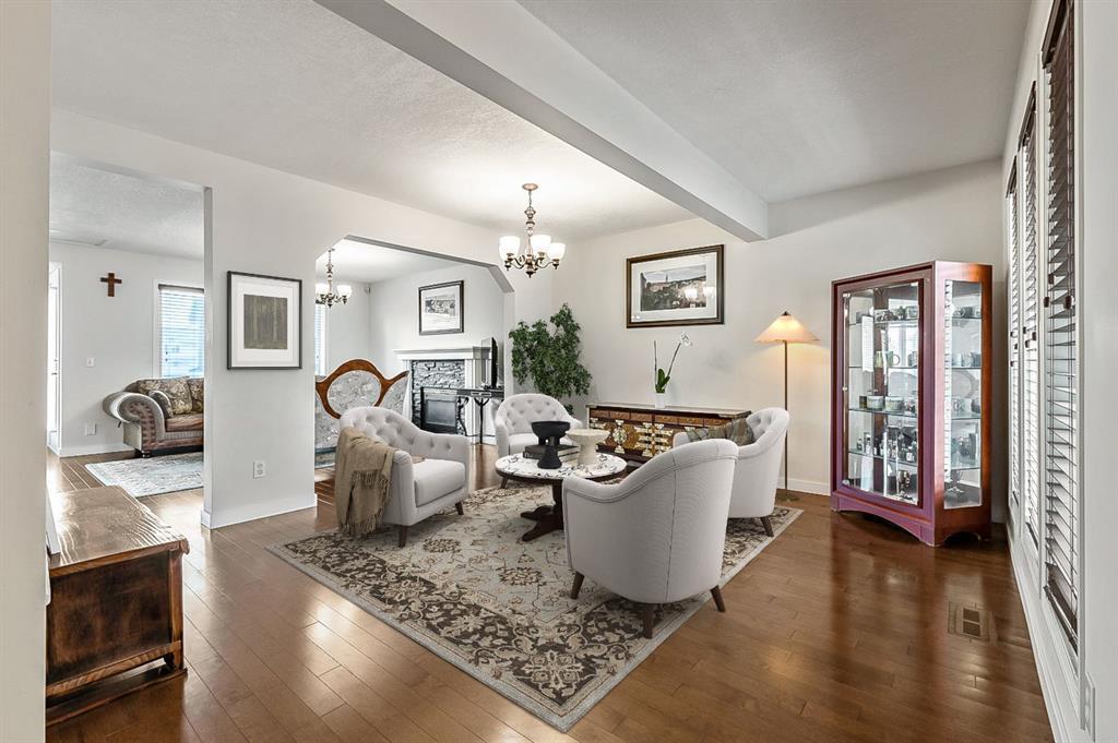860 Scimitar Bay Nw, Calgary