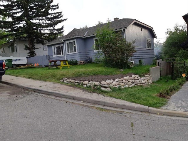 2507 15a Street Sw, Calgary