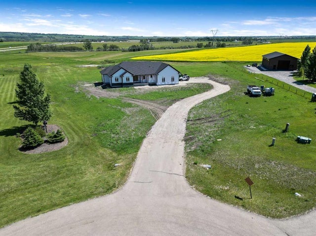 349062 Tamarack Drive E, Rural Foothills County