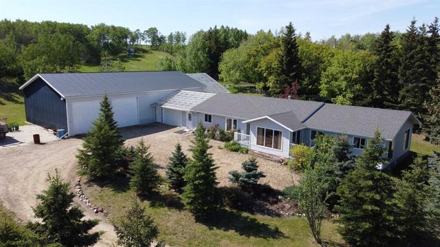 252073 Township Road 431a, Rural Ponoka County