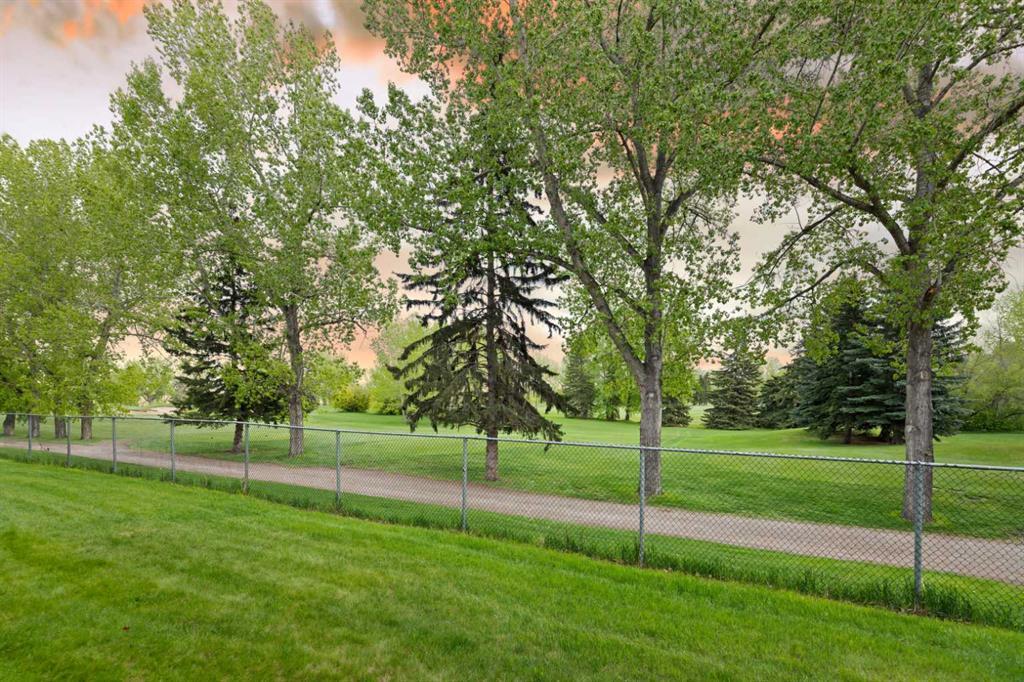 2108, 24 Hemlock Crescent Sw Calgary Alberta T3C 2Z1 Spruce Cliff Home For Sale