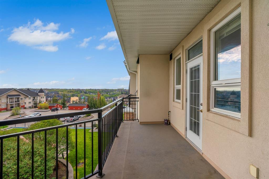 545, 26 Val Gardena View Sw, Calgary