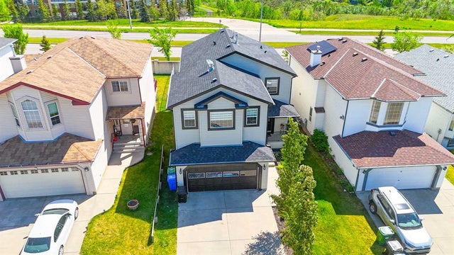 Photo for MLS®# A2226611 - home for sale at 166 Tuscarora Close Northwest, Tuscany, Calgary Alberta