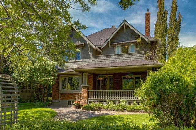 Real Estate Listing in Elbow Park, Calgary