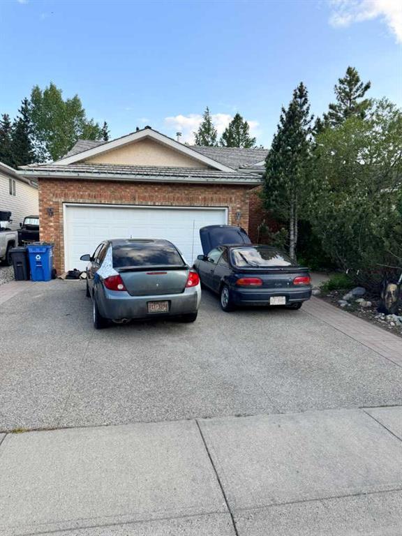 Residential Home for Sale in Cochrane, Alberta