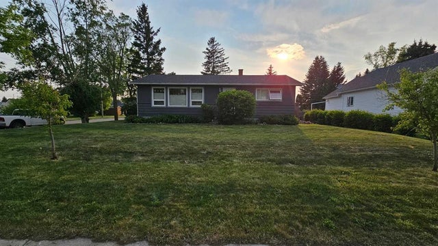 5502 51 Street, Castor