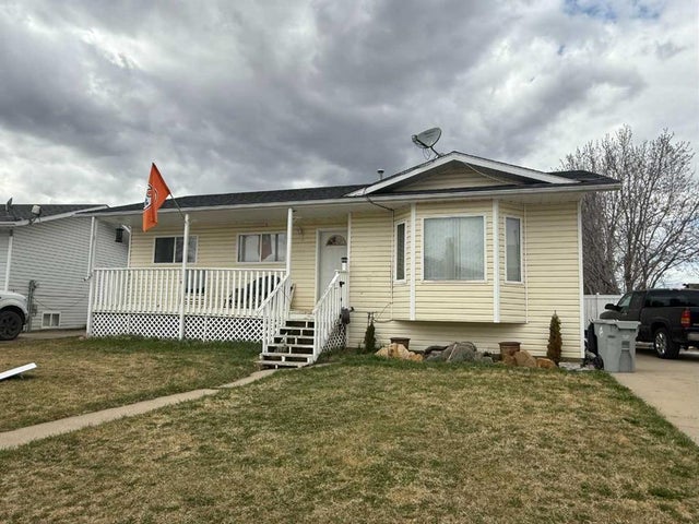 4500 Redwood Place, High Prairie