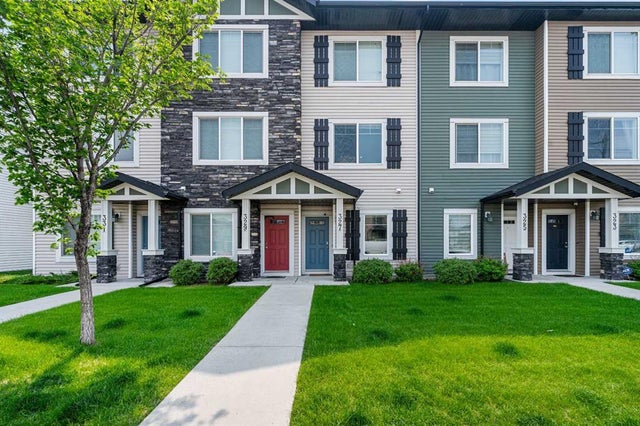 327 Taralake Way Ne, Calgary