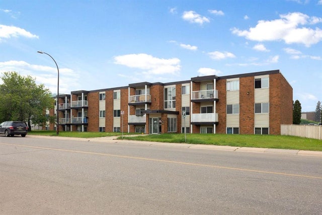 302, 10014 Morrison Street, Fort McMurray