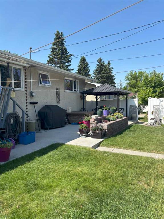 4924 40 Avenue Nw, Calgary